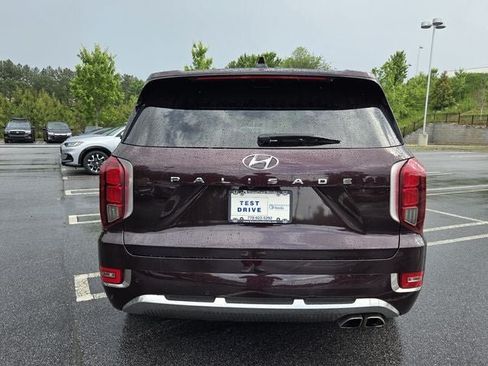 Used 2022 Hyundai Palisade Calligraphy w/ Cargo Package FWD image 6