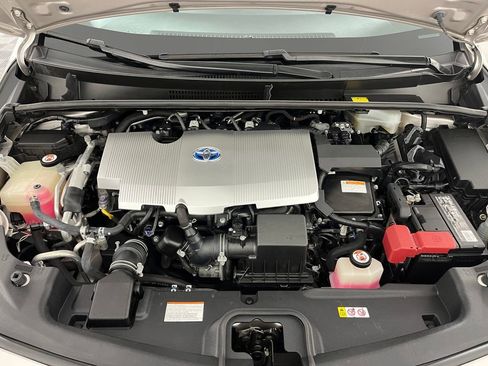 Used 2017 Toyota Prius Prime Premium image 21