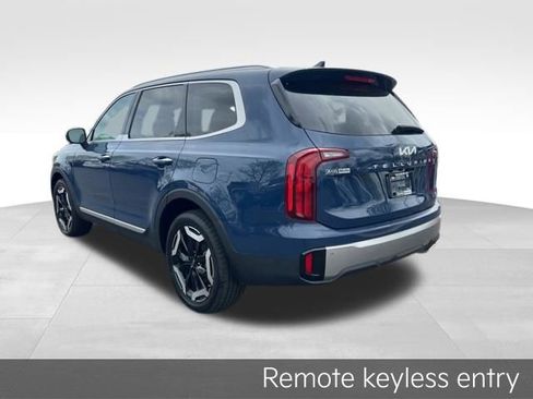 Certified 2025 Kia Telluride S AWD/4WD image 6