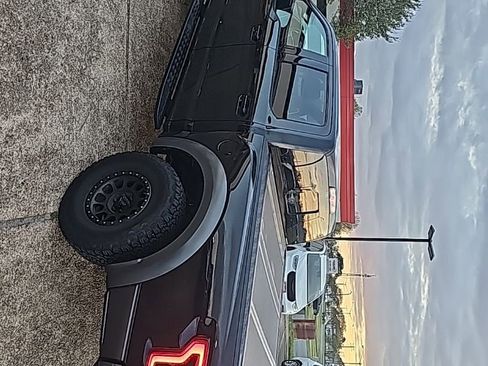 Used 2017 Ford F150 Raptor w/ Equipment Group 802A Luxury image 10