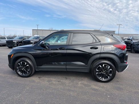 Used 2021 Chevrolet TrailBlazer LT w/ Convenience Package image 6