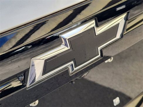 Used 2024 Chevrolet Traverse LT w/ Enhanced Driving Package image 30