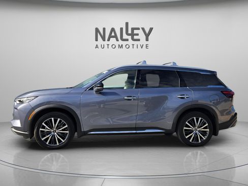 Used 2023 INFINITI QX60 Sensory w/ Cargo Package image 3