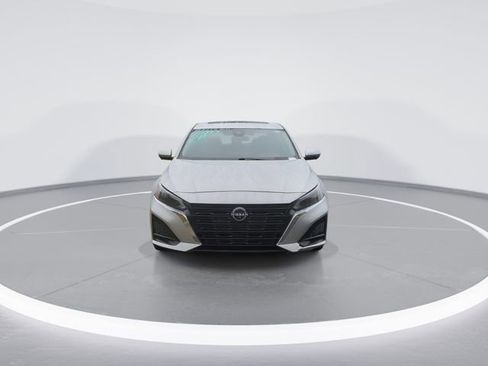 Used 2023 Nissan Altima 2.5 SL FWD image 3