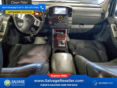 Used 2011 Nissan Pathfinder LE image 11