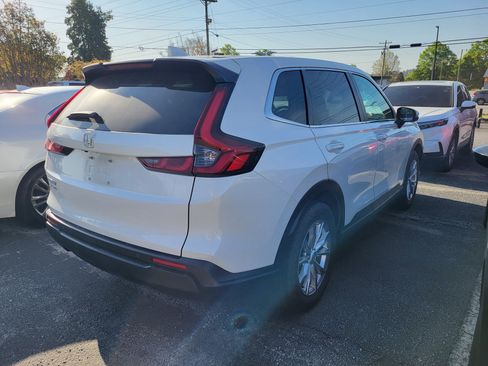 Used 2024 Honda CR-V EX-L image 4