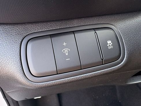 New 2026 Hyundai Venue SE FWD image 13
