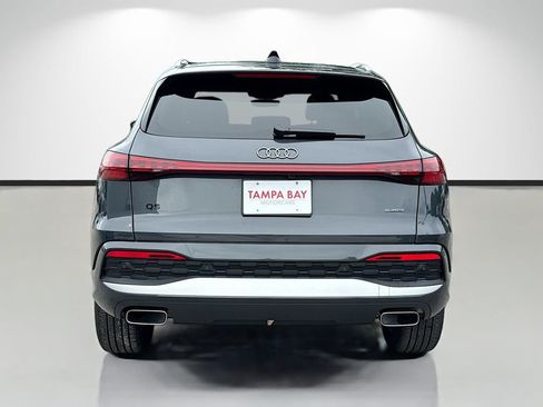 Used 2025 Audi Q5 Premium Plus w/ Premium Plus AWD/4WD image 4