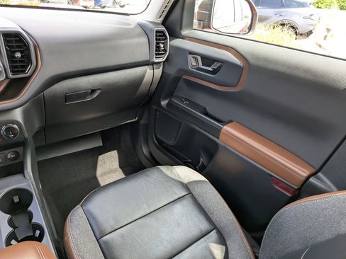 Used 2022 Ford Bronco Sport Outer Banks w/ Tech Package AWD/4WD image 18