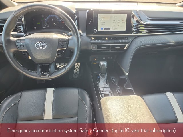 Used 2025 Toyota Camry SE FWD image 27