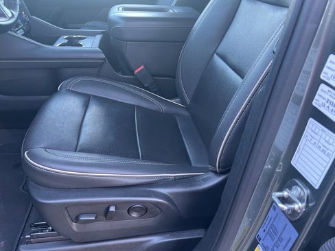 Used 2023 Chevrolet Tahoe Premier image 14