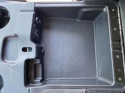 Used 2016 RAM 1500 Laramie image 19