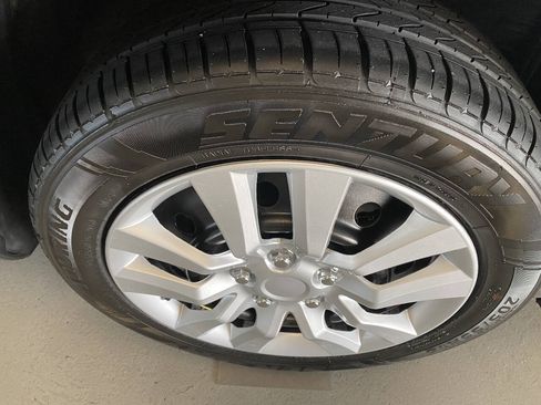 Used 2008 Toyota Matrix FWD image 7