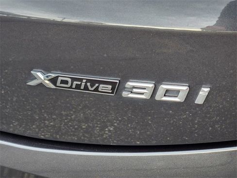 Used 2024 BMW X4 xDrive30i image 17