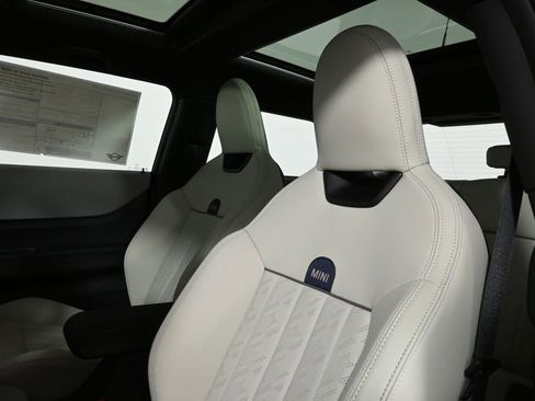 Used 2025 MINI Cooper S image 16