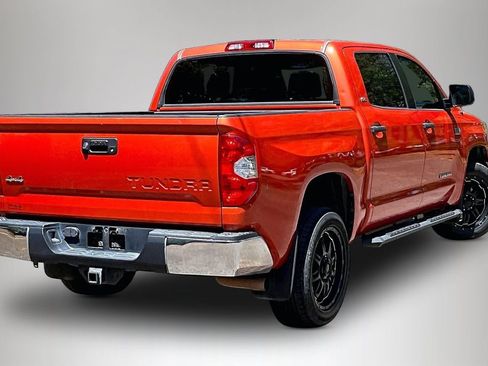 Used 2018 Toyota Tundra SR5 w/ SR5 Upgrade Package AWD/4WD image 5