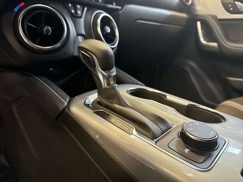 Used 2025 Chevrolet Blazer LT image 16