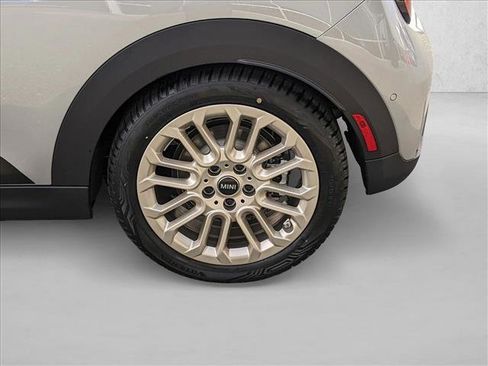New 2026 MINI Cooper 2-Door Hardtop FWD image 10
