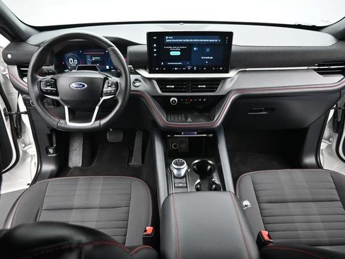 Certified 2025 Ford Explorer ST-Line w/ Premium Package RWD image 24