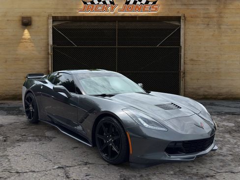 Used 2017 Chevrolet Corvette Stingray Coupe w/ Carbon Flash Badge Package RWD image 13