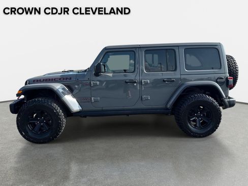 Used 2018 Jeep Wrangler Unlimited Rubicon w/ Dual Top Group AWD/4WD image 8