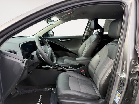 Used 2024 Kia Niro Wind image 10