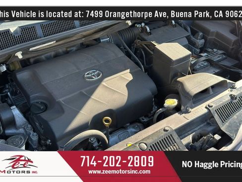 Used 2015 Toyota Sienna LE FWD image 47