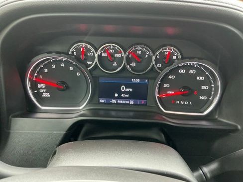 Used 2021 Chevrolet Silverado 1500 LTZ image 24