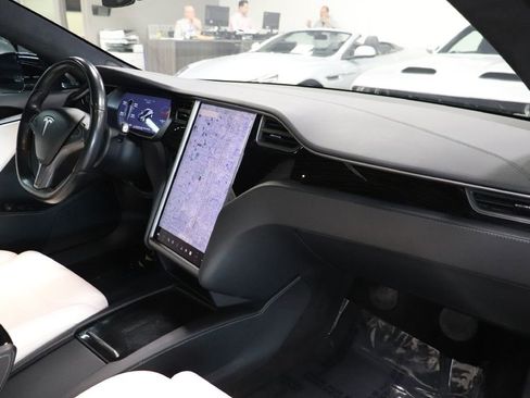 Used 2018 Tesla Model S P100D image 26
