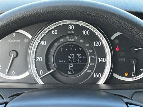 Used 2017 Honda Accord LX image 16