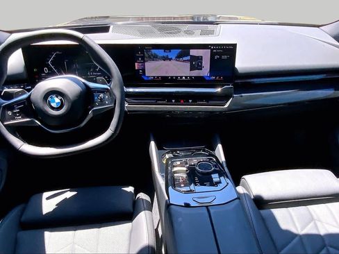 Used 2024 BMW 530i w/ Premium Package RWD image 16