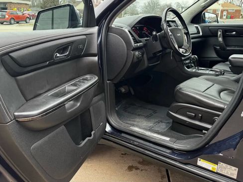 Used 2017 GMC Acadia Limited SLT image 8