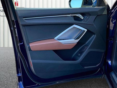 Certified 2022 Audi Q3 2.0T Premium Plus w/ Premium Plus Package image 20