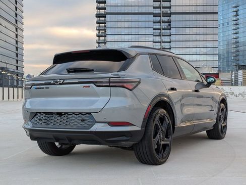 Used 2025 Chevrolet Equinox EV RS image 7