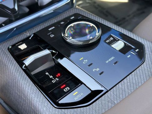 New 2026 BMW X3 xDrive30 w/ M Sport Package AWD/4WD image 25