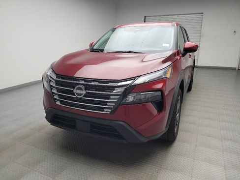 Used 2025 Nissan Rogue SV AWD/4WD image 15