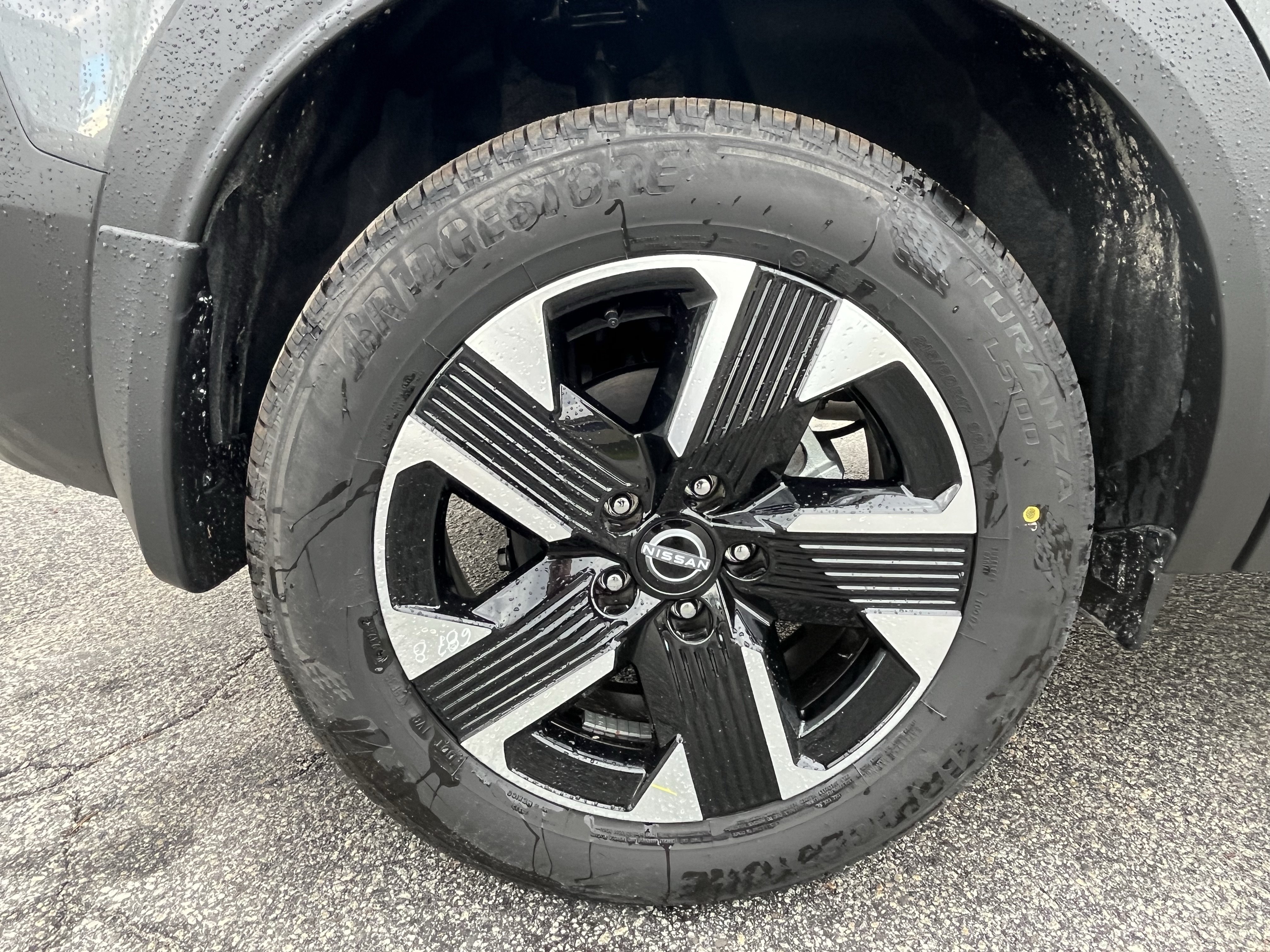 New 2027 Nissan Kicks SV AWD/4WD image 10