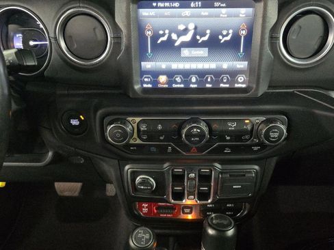 Used 2023 Jeep Wrangler Unlimited Rubicon 4xe w/ Steel Bumper Group image 9