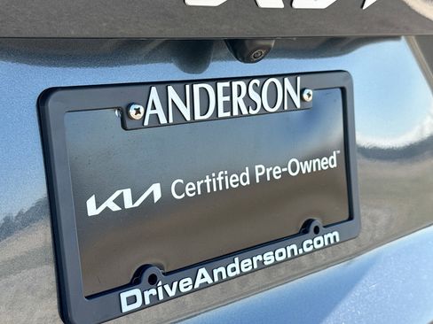 Used 2023 Kia Sorento S w/ Panoramic Sunroof Package image 16
