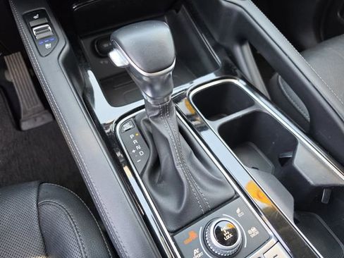 Certified 2022 Kia Telluride EX w/ EX Premium Package AWD/4WD image 38