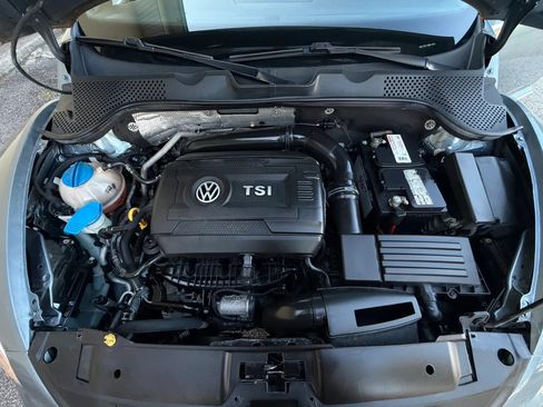 Used 2016 Volkswagen Beetle 1.8T Denim FWD image 9