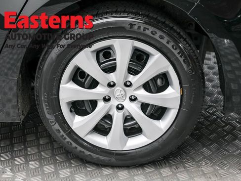 Used 2024 Toyota Corolla LE image 8