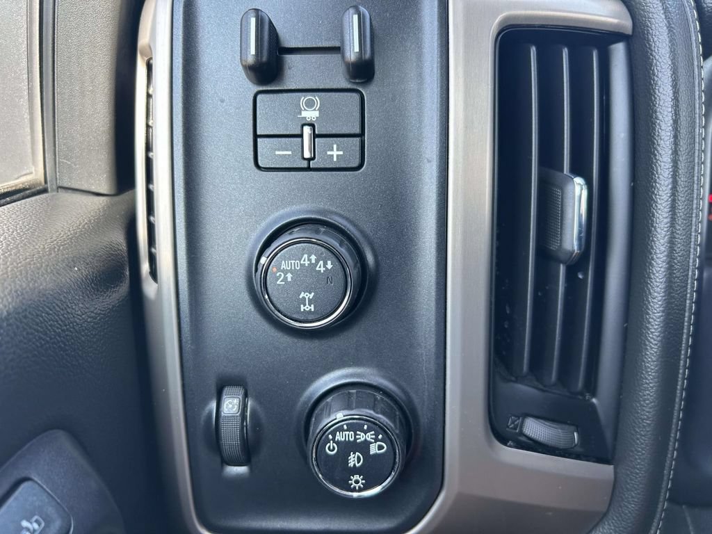 Used 2017 GMC Sierra 1500 Denali w/ Denali Ultimate Package AWD/4WD image 23