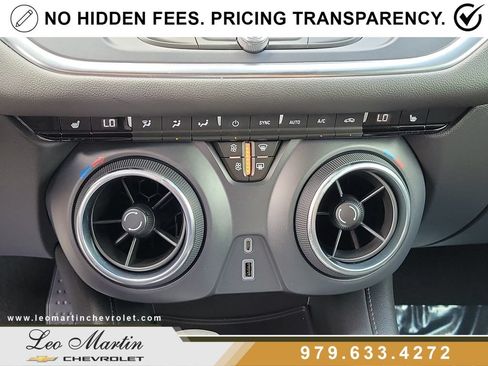 Used 2022 Chevrolet Blazer LT FWD image 25