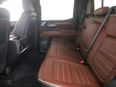 Used 2024 GMC Sierra 1500 Denali Ultimate AWD/4WD image 29