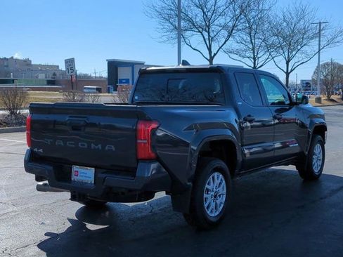 Certified 2024 Toyota Tacoma SR5 image 5