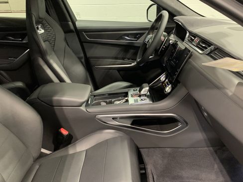 New 2026 Jaguar F-PACE SVR 575 Edition image 14