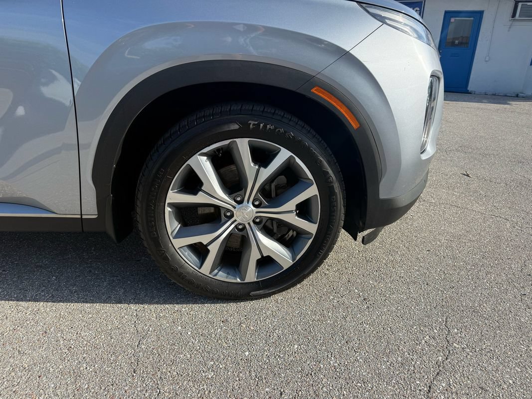 Used 2020 Hyundai Palisade SEL w/ Premium Package FWD image 5