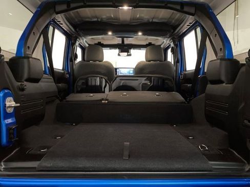 Used 2024 Jeep Wrangler Unlimited image 84