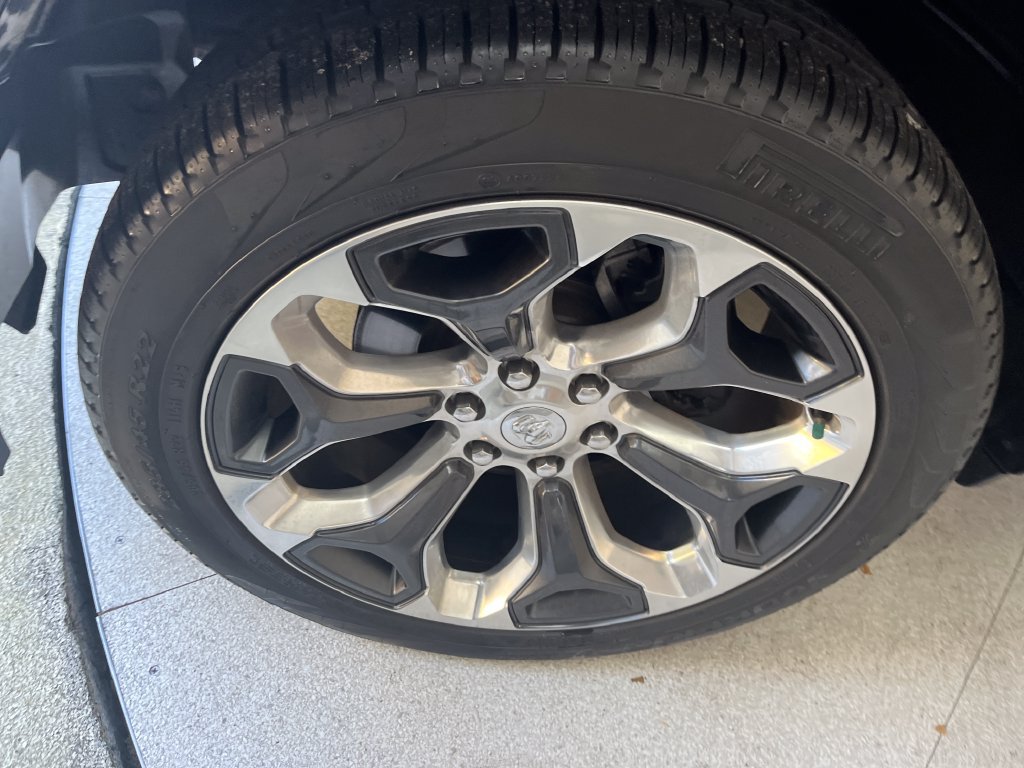 Used 2022 RAM 1500 Limited AWD/4WD image 9